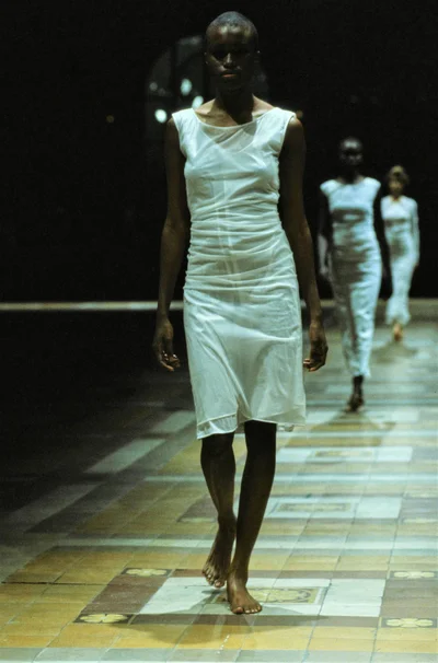Look 10